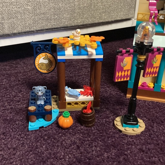 Lego Disney 41167 frozen II Arendelle Village Castle - Picture 4 of 10